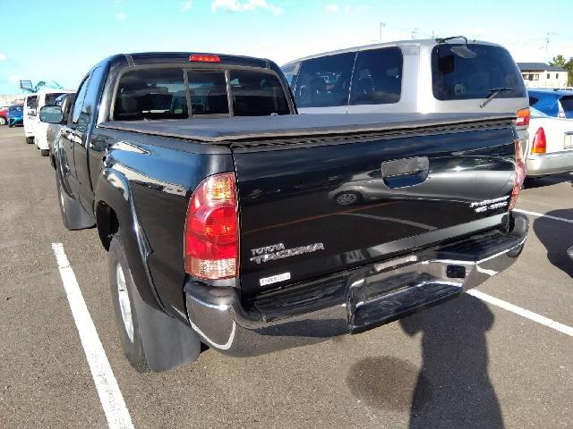 Toyota Tacoma 2