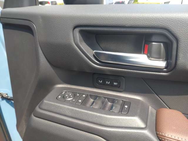 Toyota Land Cruiser 250 11