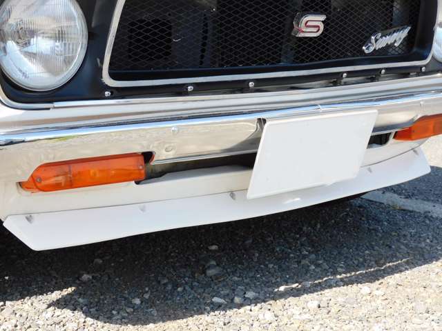 Nissan Sunny Truck 6
