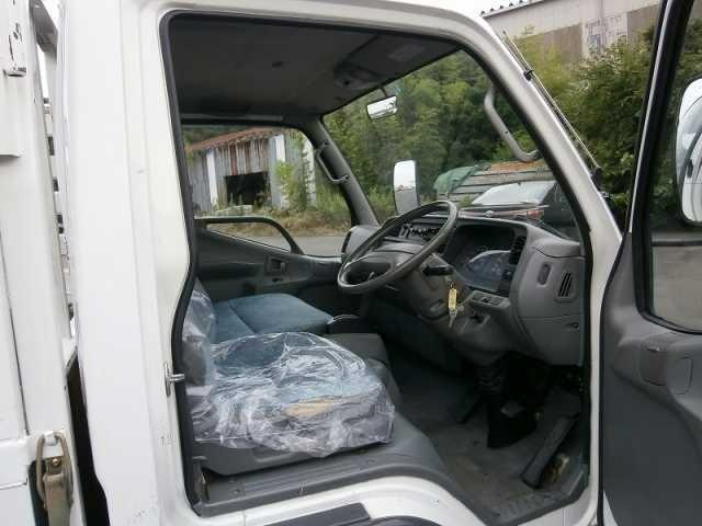 Mitsubishi Fuso Canter Guts 3