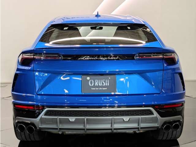 Lamborghini ウルス 5