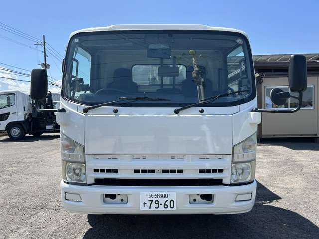 Isuzu Elf 6