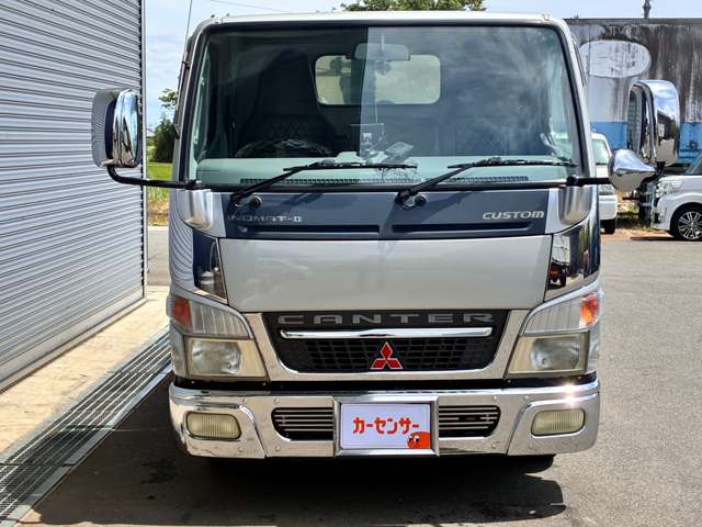 Mitsubishi Fuso Canter 2