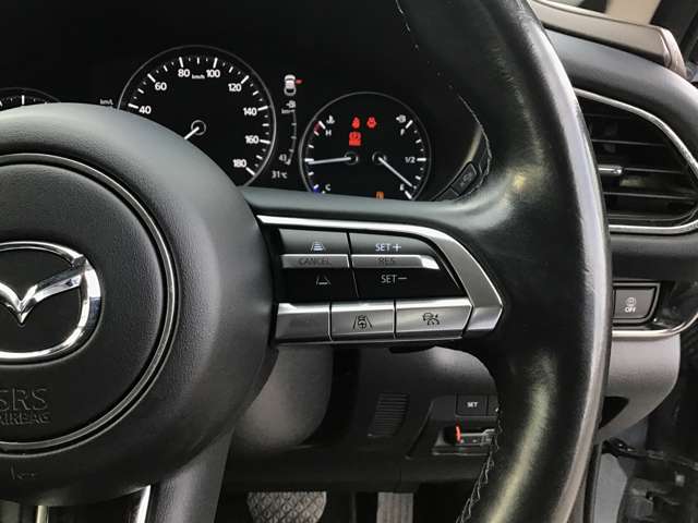 Mazda CX-30 11