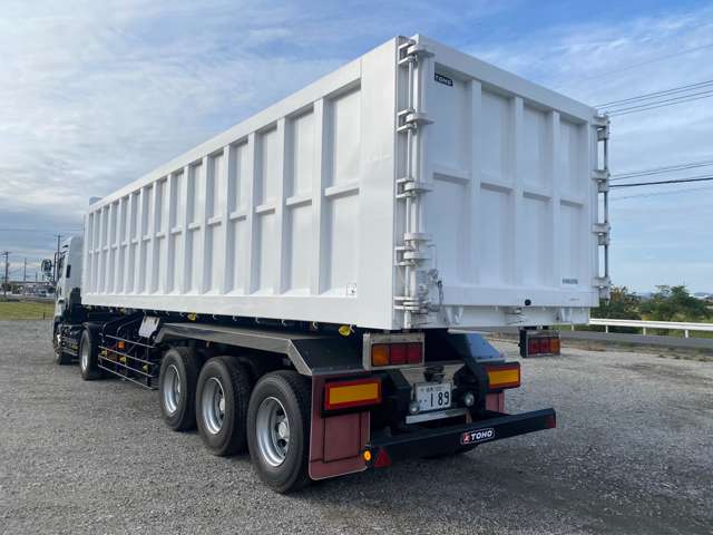 Isuzu Giga 6
