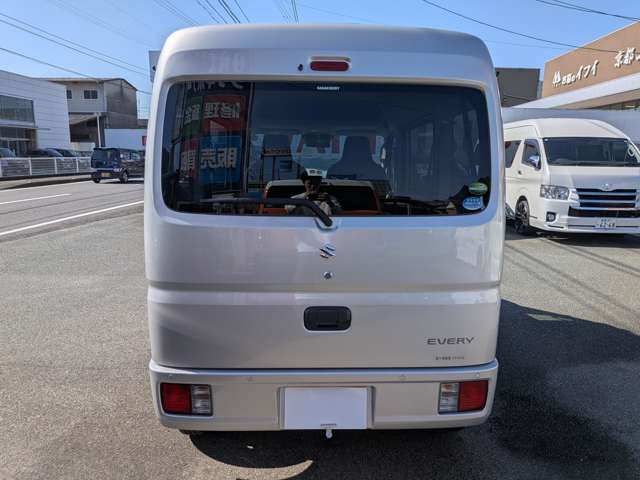 Suzuki Every 6