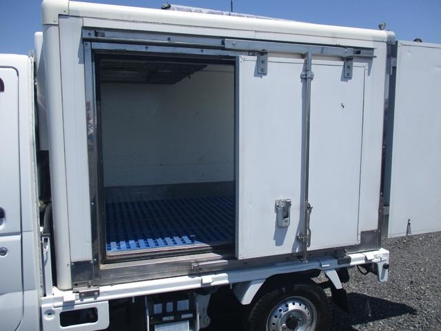 Mazda Scrum Truck 11