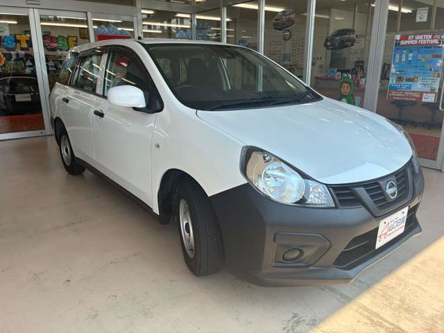 Nissan AD 6