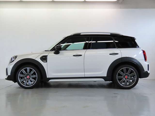 MINI Crossover 7