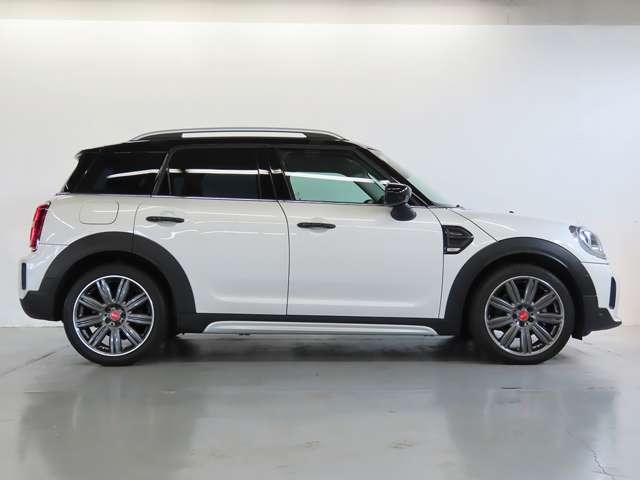 MINI Crossover 8