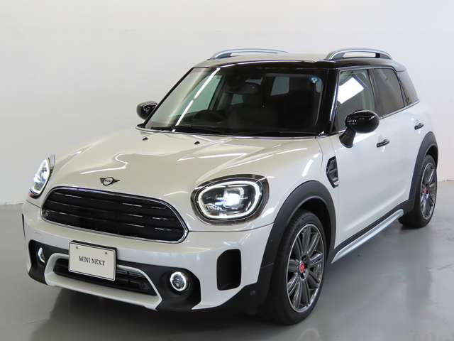 MINI Crossover 9