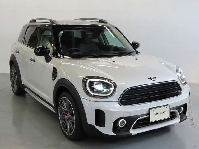 MINI Crossover 10