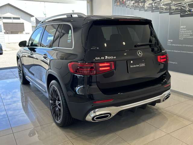 Mercedes-Benz GLB 6