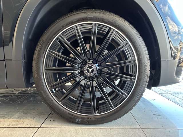 Mercedes-Benz GLB 9