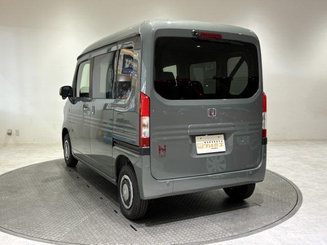 Honda N-VAN 10