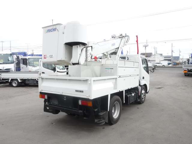 Hino Dutro 7