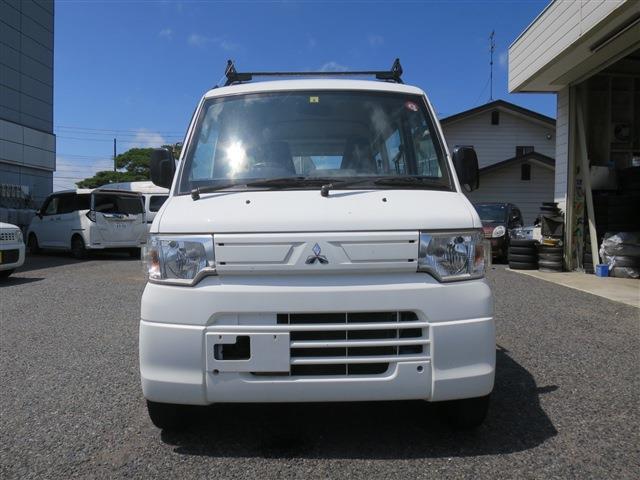 Mitsubishi Minicab Van 2