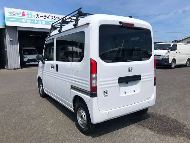 Honda N-VAN 8