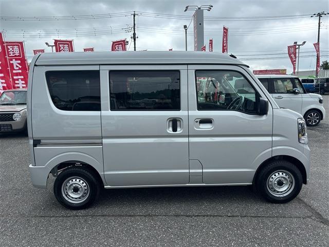 Suzuki Every 9