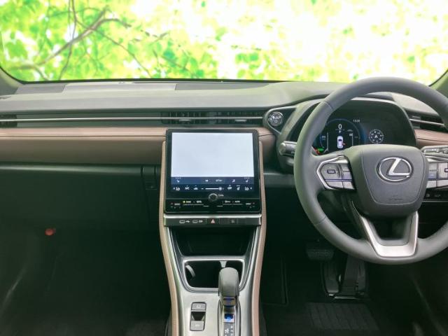 Lexus LBX 2