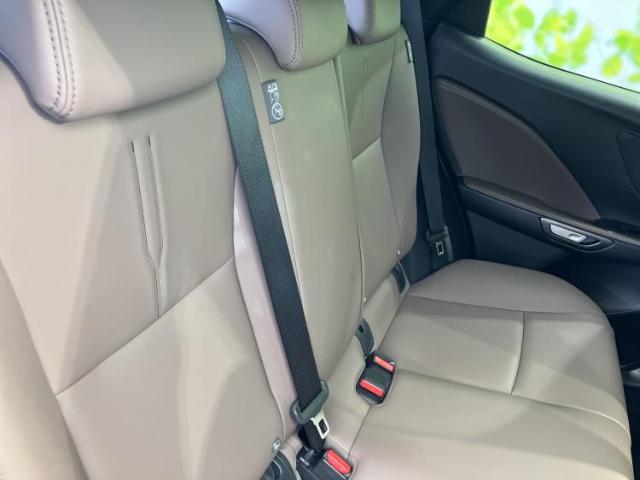 Lexus LBX 9