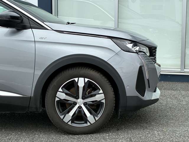 Peugeot 5008 10