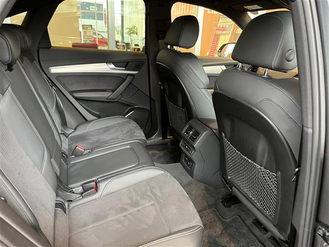 Audi Q5 Sportback 9