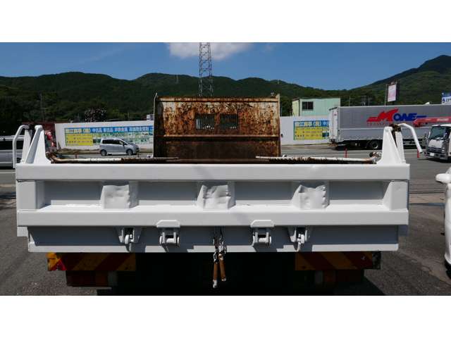 Isuzu Forward 7