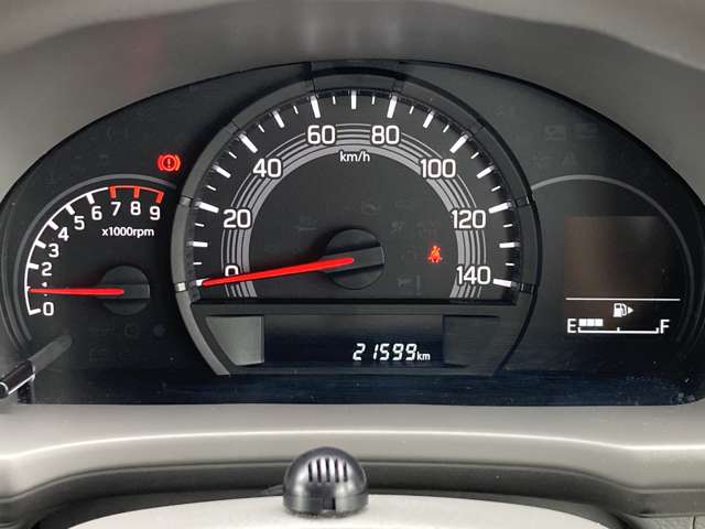 Nissan NV100 Clipper 12