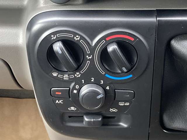 Nissan NV100 Clipper 8