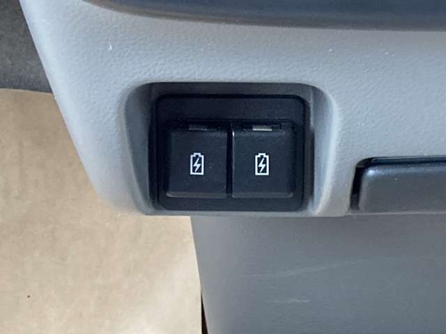 Nissan NV100 Clipper 10