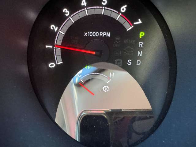 Toyota Tundra 12