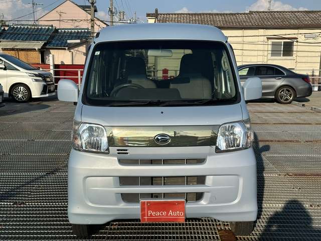 Daihatsu Hijet Cargo 11