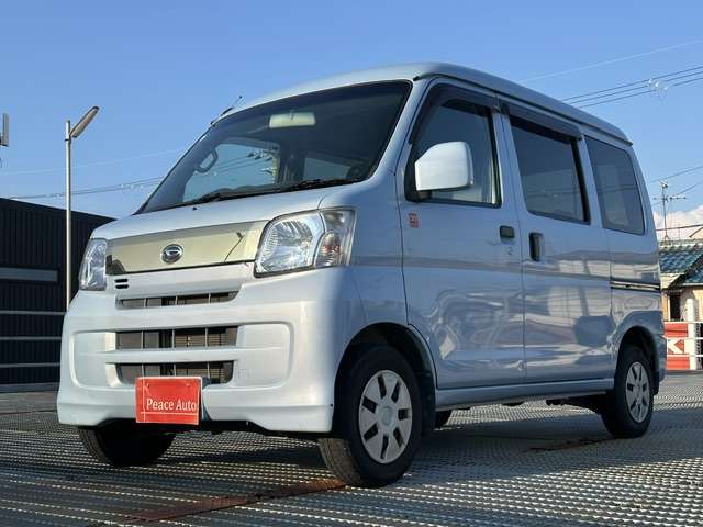 Daihatsu Hijet Cargo 2
