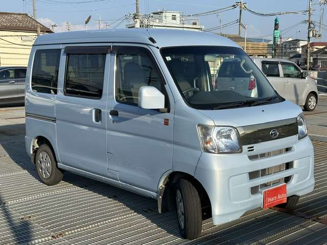 Daihatsu Hijet Cargo 9