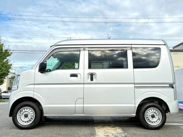 Nissan NV100 Clipper 10