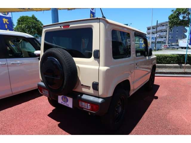 Suzuki Jimny 3