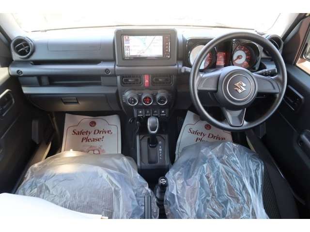 Suzuki Jimny 4