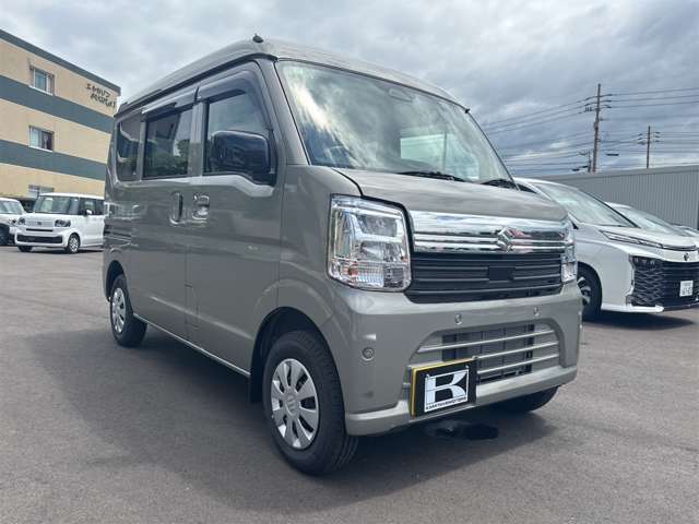 Suzuki Every 8