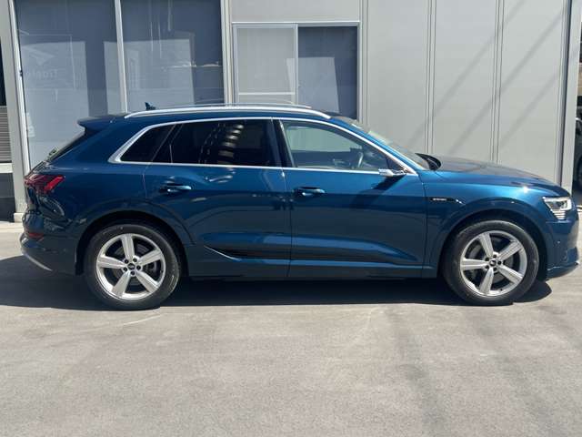 Audi e-tron 7