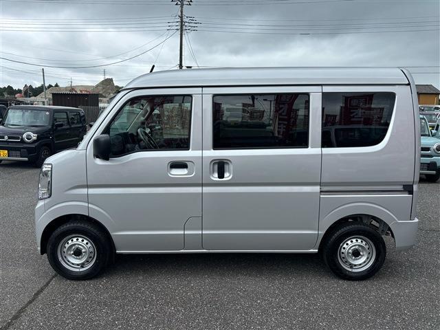 Suzuki Every 11