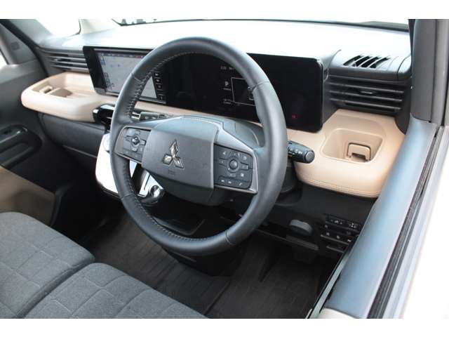 Mitsubishi Delica Mini 10