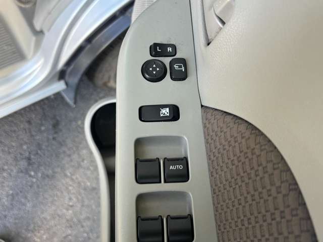 Nissan NV100 Clipper 12