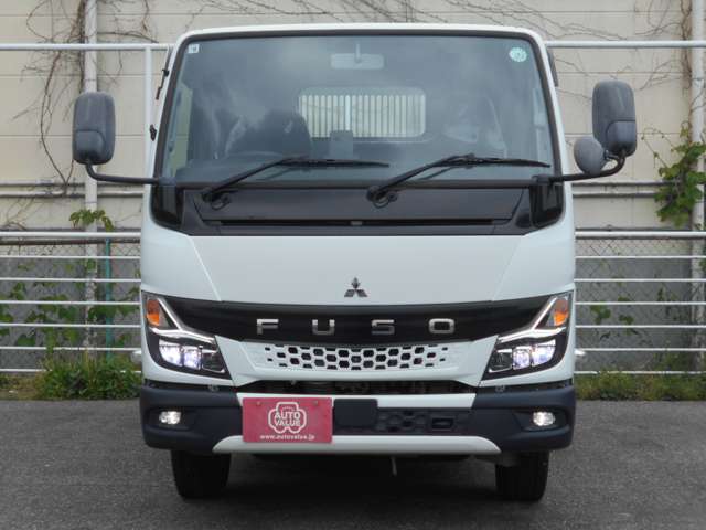 Mitsubishi Fuso Canter 2