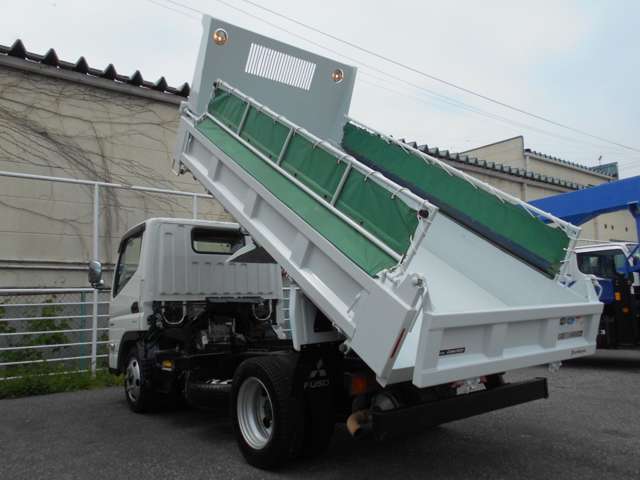 Mitsubishi Fuso Canter 10