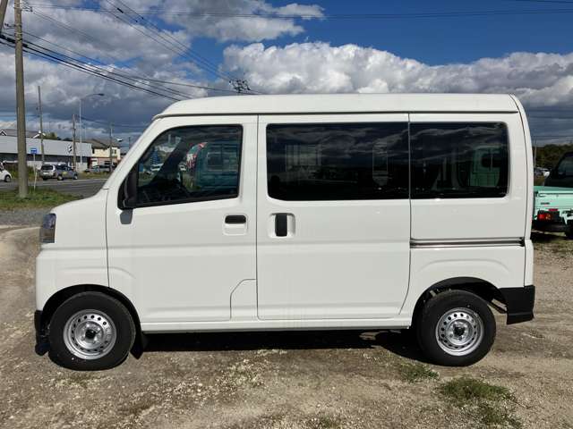 Daihatsu Hijet Cargo 9