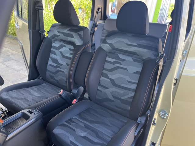 Daihatsu Taft 8