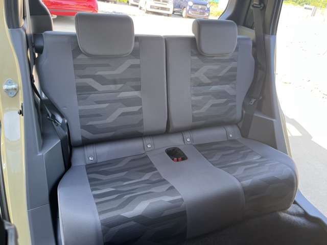Daihatsu Taft 9