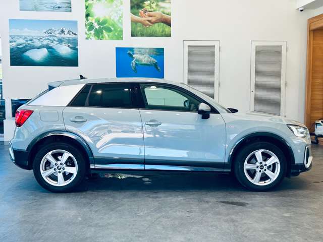Audi Q2 8
