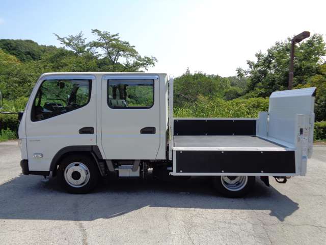 Mitsubishi Fuso Canter 7